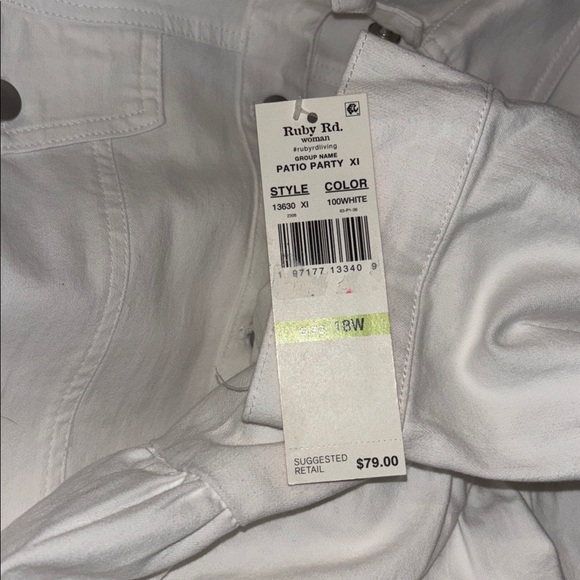 NWT! Ruby Rd. Women's White Ruffle Denim Jacket - Picture 2 of 3